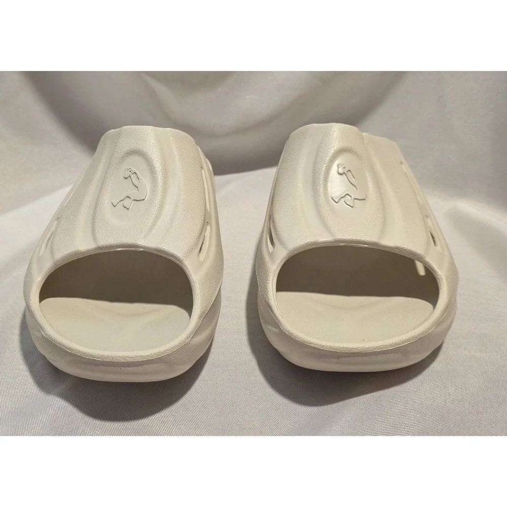 Shaq Slidosis AQ95021MC Men's Ivory Colored Slides Sandals. New With Box Size 12